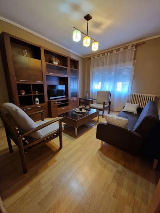 Apartament Piso En Estacion De Monforte De Lemos Zewnętrze zdjęcie